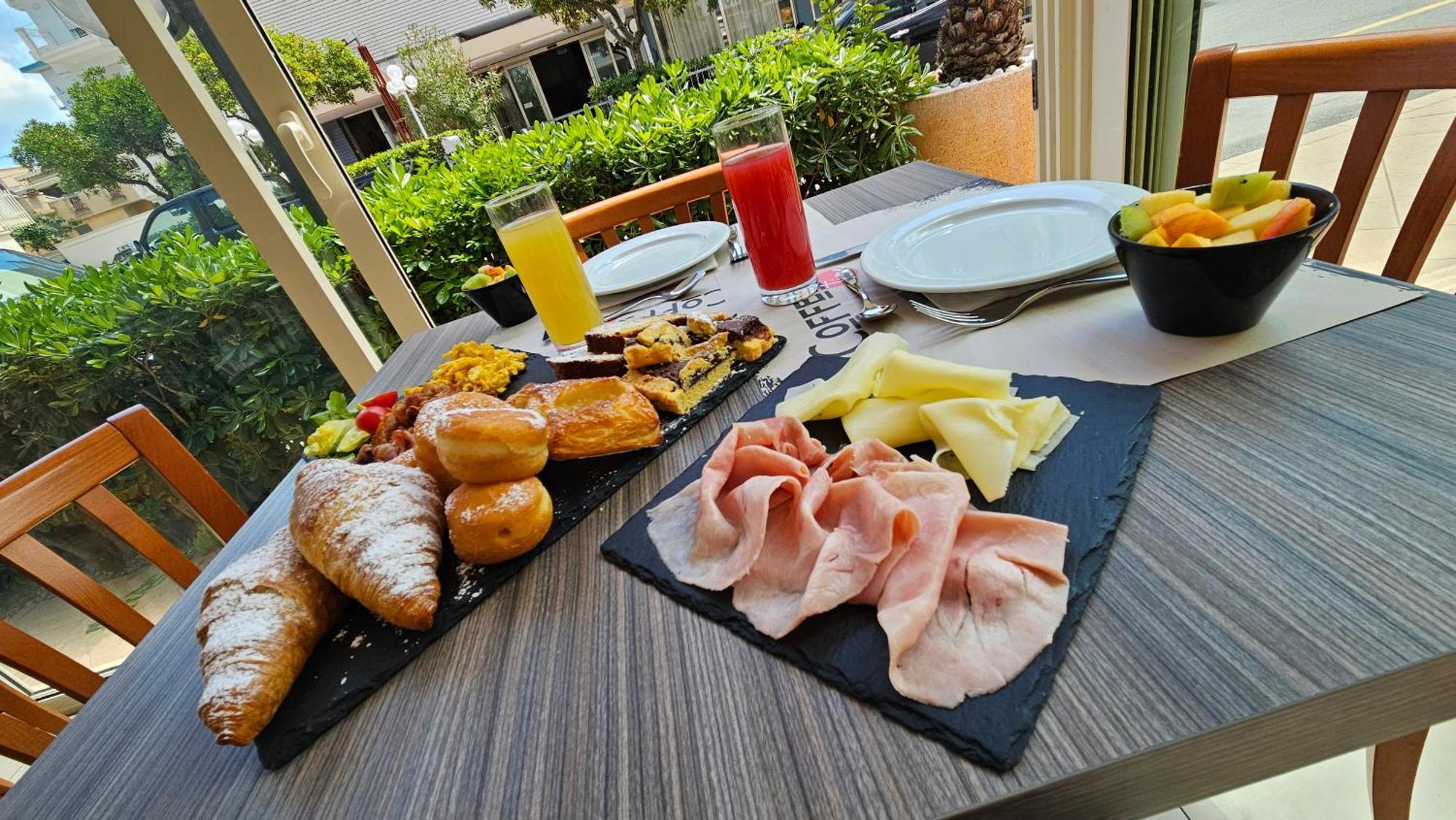 Hotel San Marino Riccione Eksteriør billede